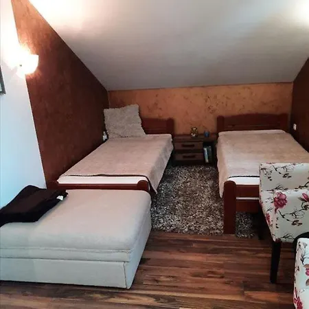 Leda Apartment
